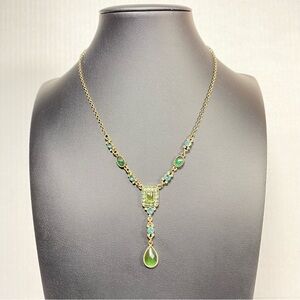 listing-status-banner